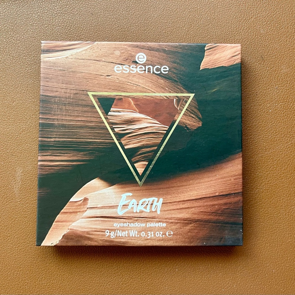 Essence Earth Eyeshadow Palette - Rich Browns and Tans